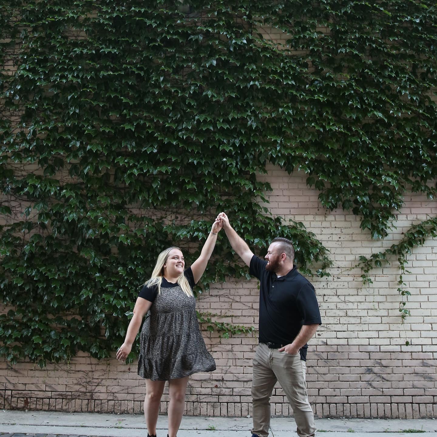 The Wedding Website of Desirae Alexander and Mathew Thomas
