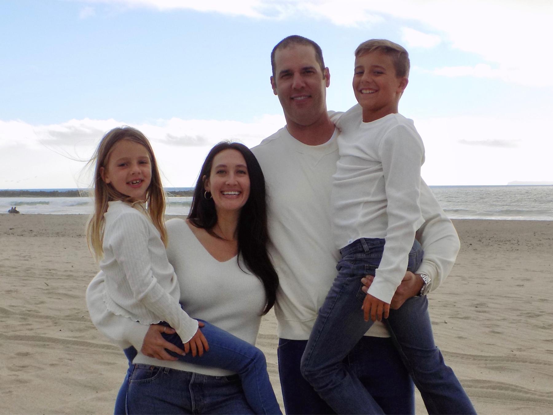 The Wedding Website of Brittany Goldfield and Greg Estandia