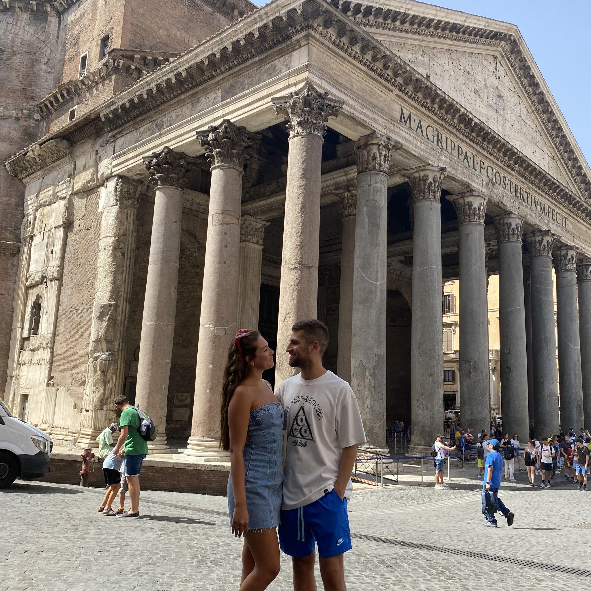 We saw the Pantheon!