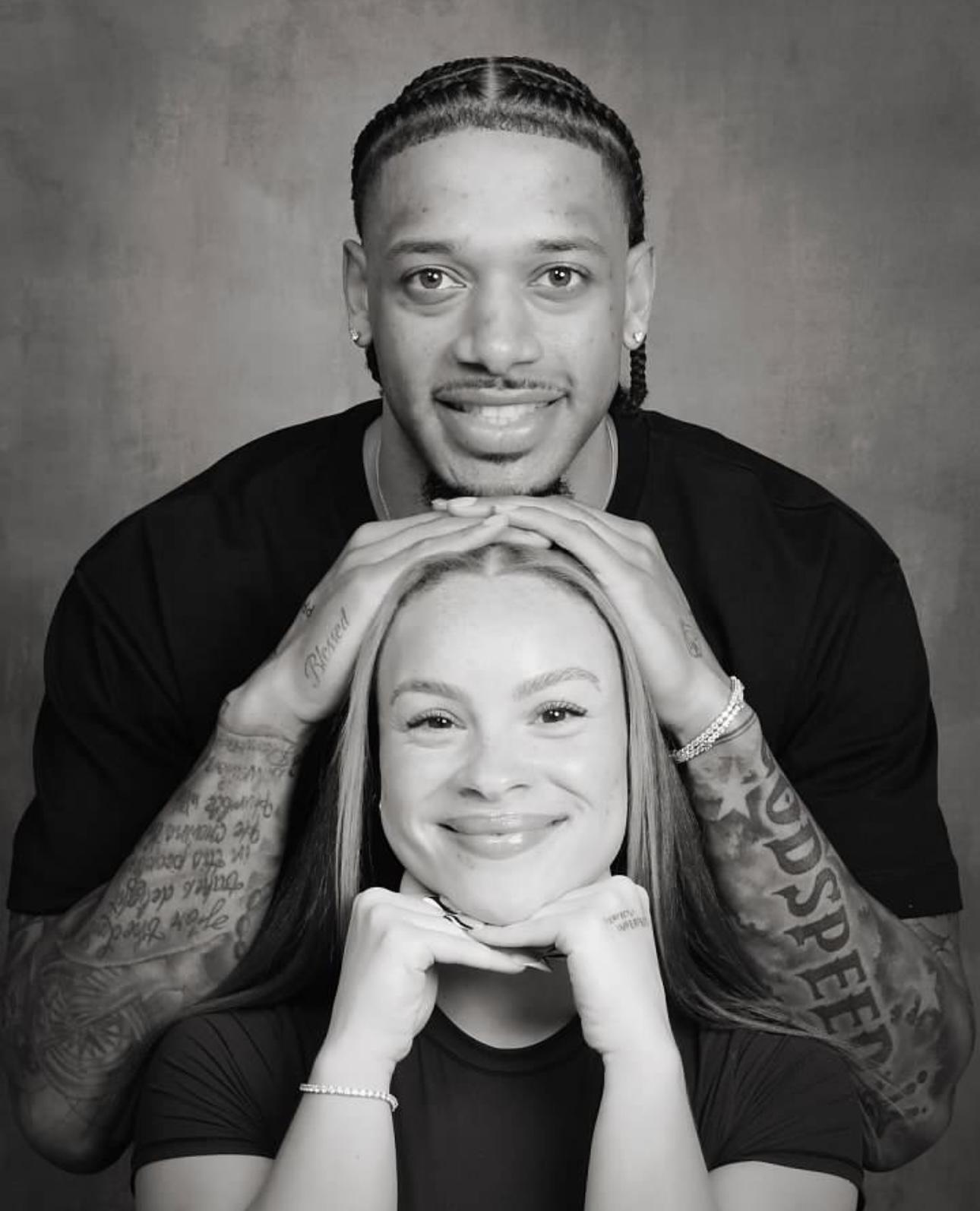 The Wedding Website of Destiney Taylor and Savion Flagg