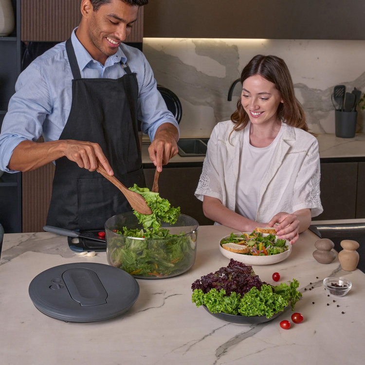 Zyliss, Swift Dry Salad Spinner | Zola