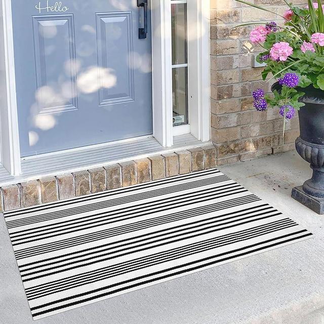 KILOCOCO Black Striped Rug 2.3'x3.6' Indoor Outdoor Rugs Front Door Mat Hand Woven Cotton Washable Striped Layered Doormats for Front Door/Kitchen/Farmhouse/Entryway/Patio