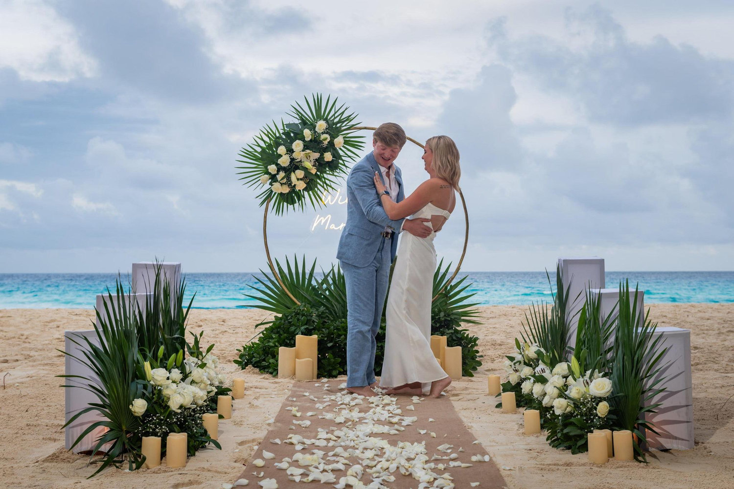 The Wedding Website of Elizabeth Lingenfelter and Blake Alfred