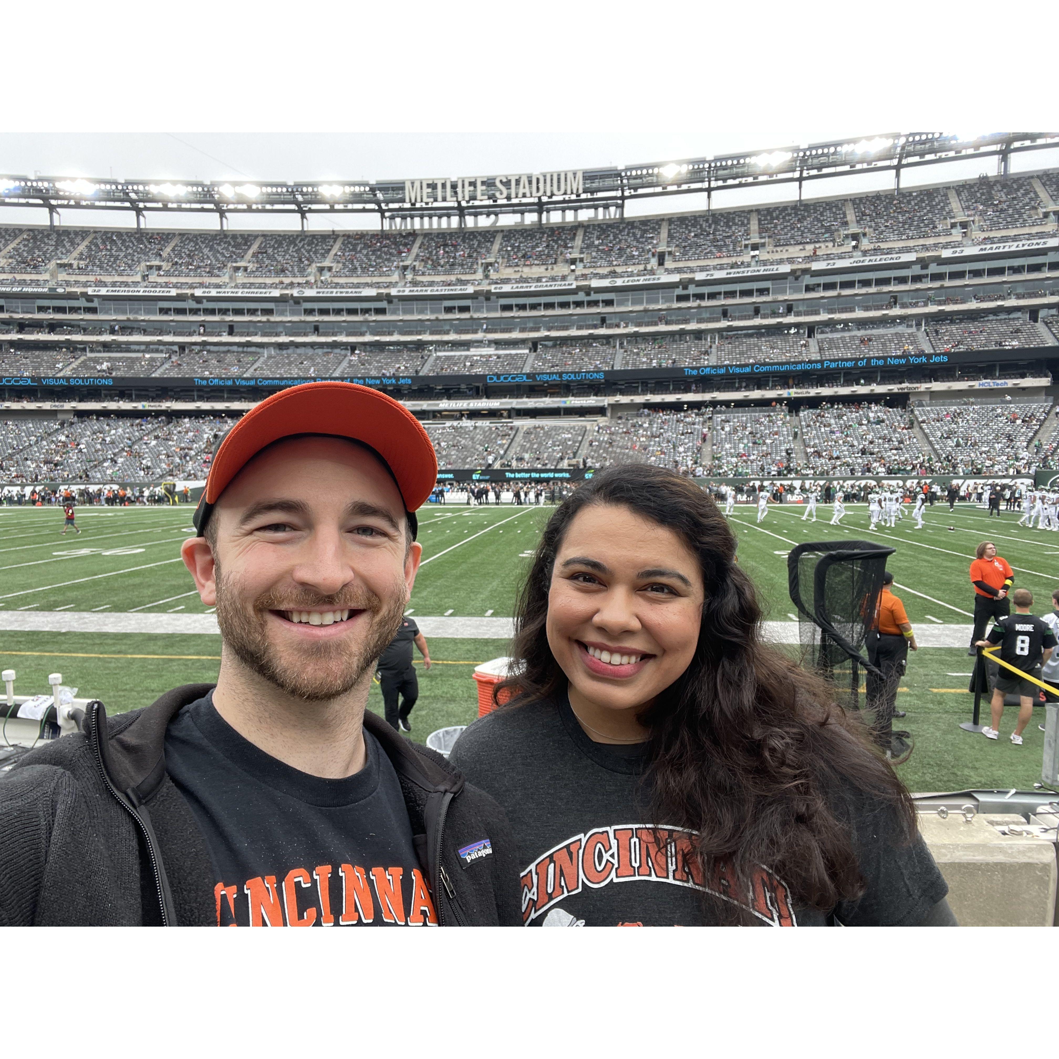 Cheering on the Cincinnati Bengals in NYC!!