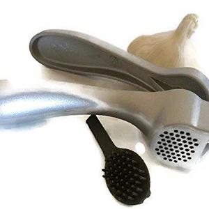 The Pampered Chef New Improved Garlic Press