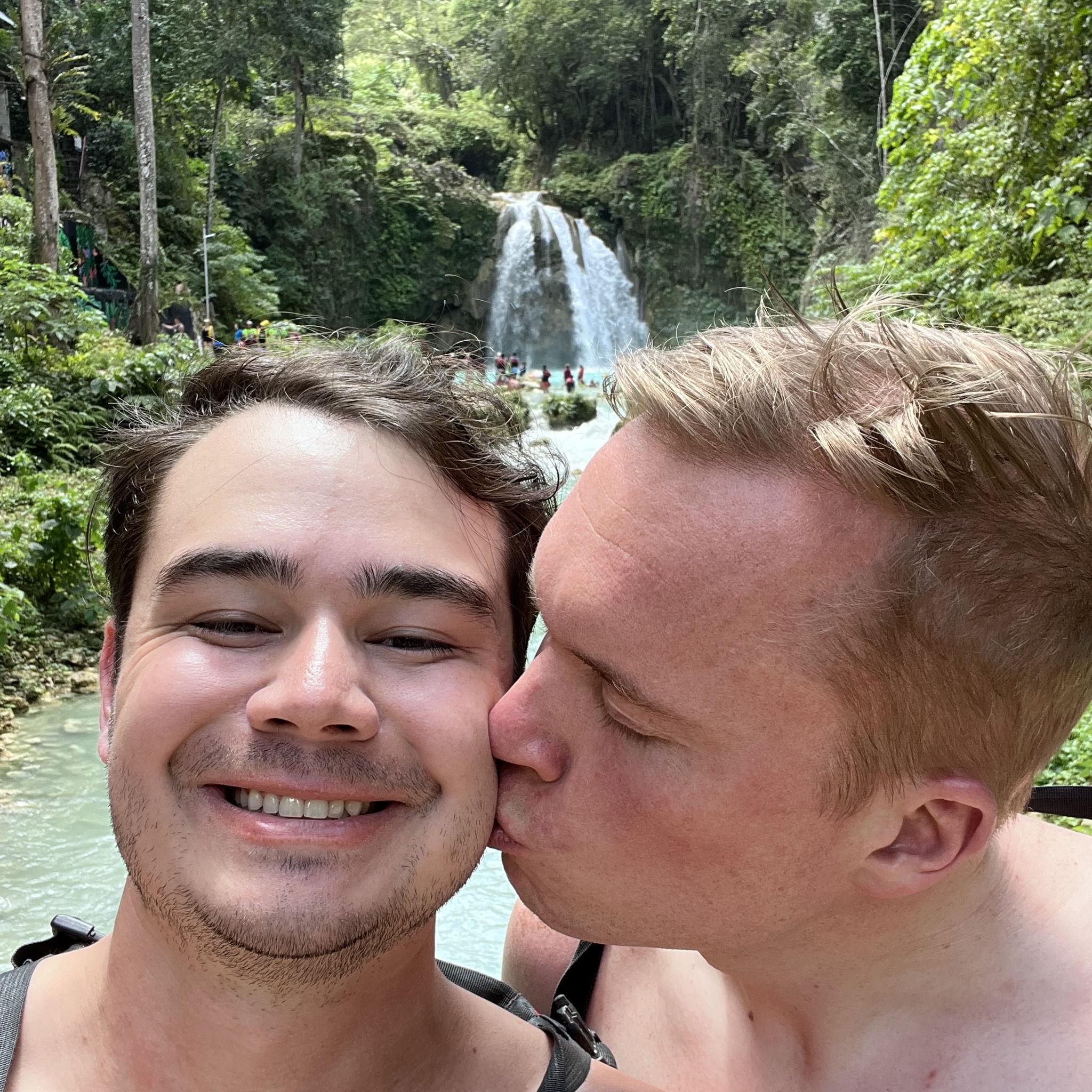 Waterfall kiss