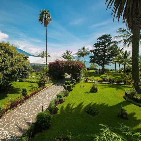 Venue: Jardines del Lago
