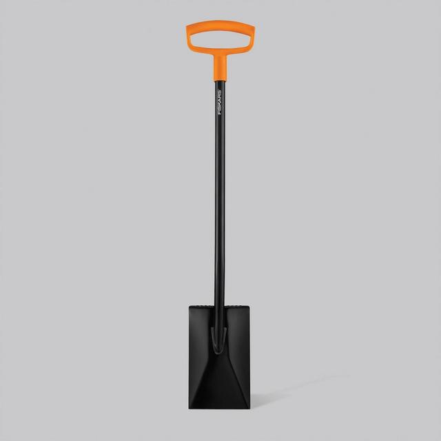 Fiskars 46" Steel Garden Spade