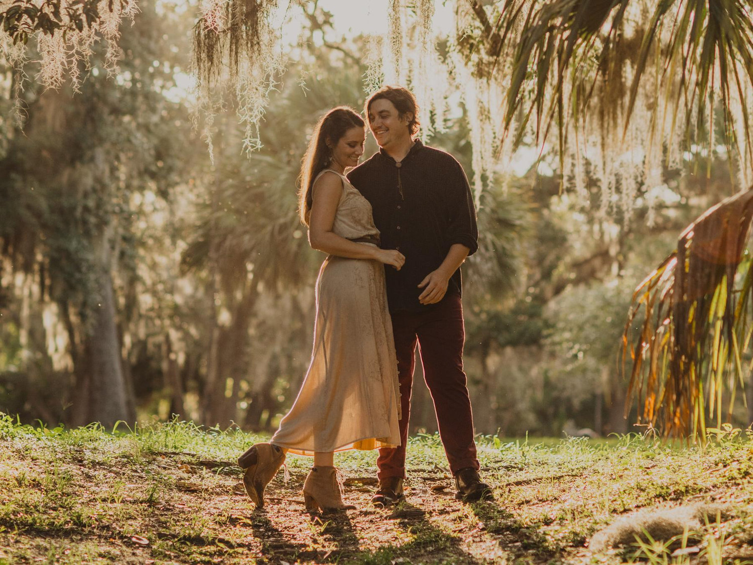 The Wedding Website of Amanda Lindsay and Greyson Charnock