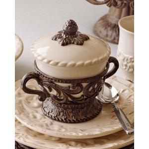 GG COLLECTION Acanthus Covered Soup Bowl With Metal Base