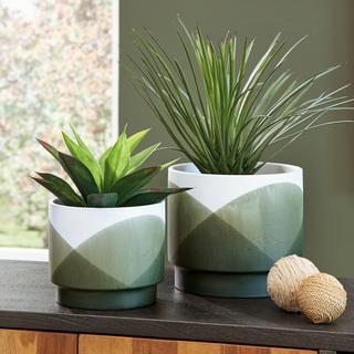 Ardenridge 2-Piece Planter Set