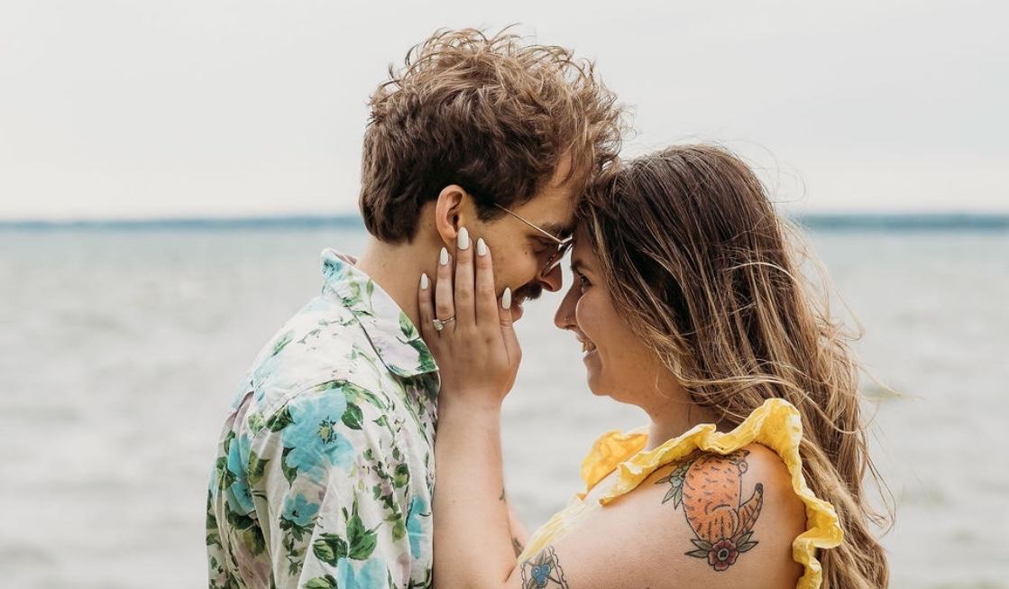 The Wedding Website of Zoe Schuck and Sam Peters