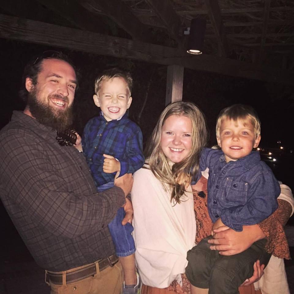 Jordan Pond House dinner with the youngest cousins in the family <3