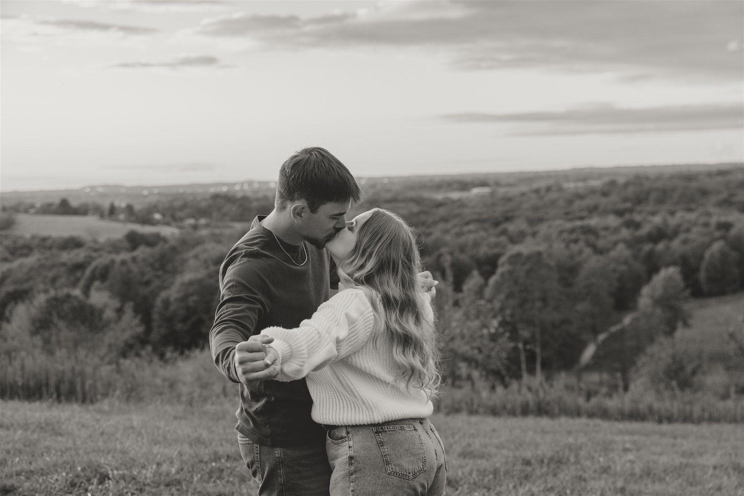 The Wedding Website of Hannah Crowe and Deric Ellyson