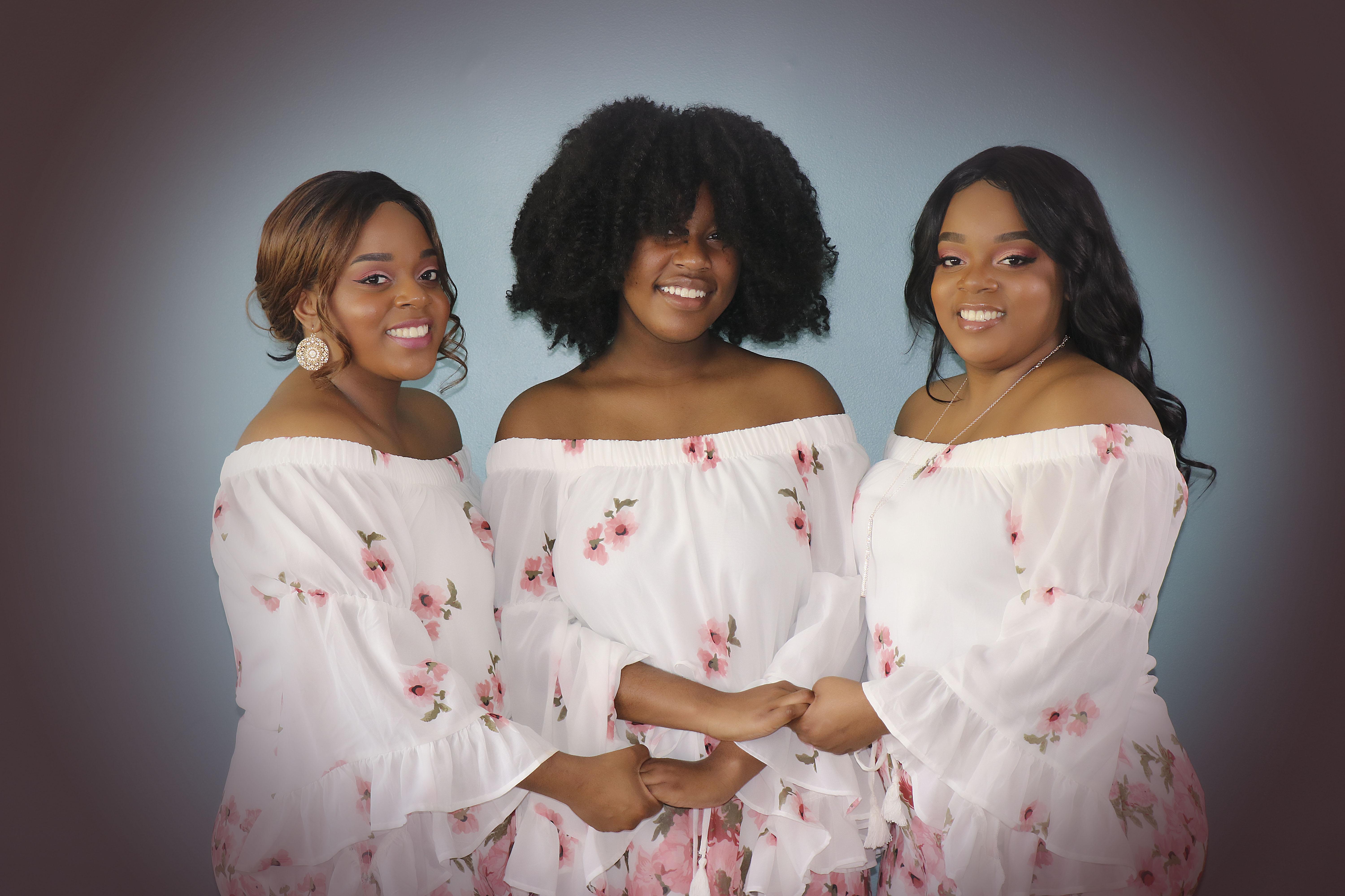 The Wedding Website of Shaunarey Harris and Bernie Amos, III