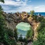 ARCH ROCK