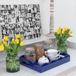 Scalloped Medium Lacquered Ottoman Tray