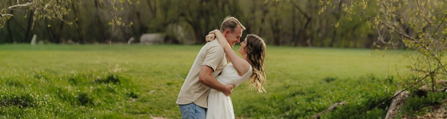 The Wedding Website of Eliza Stewart and Ammon Hardy