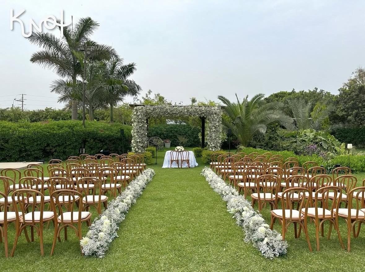 The Wedding Website of Cynthia Montesinos and Edgar Jara