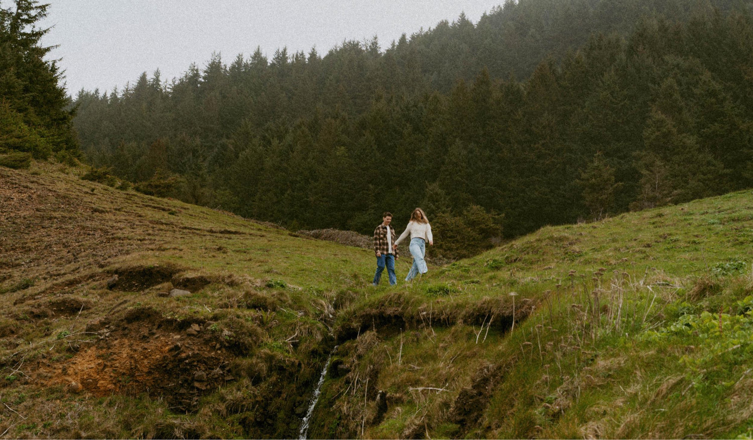 The Wedding Website of lilly page and brett ross