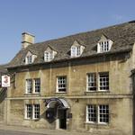 Noel Arms Hotel