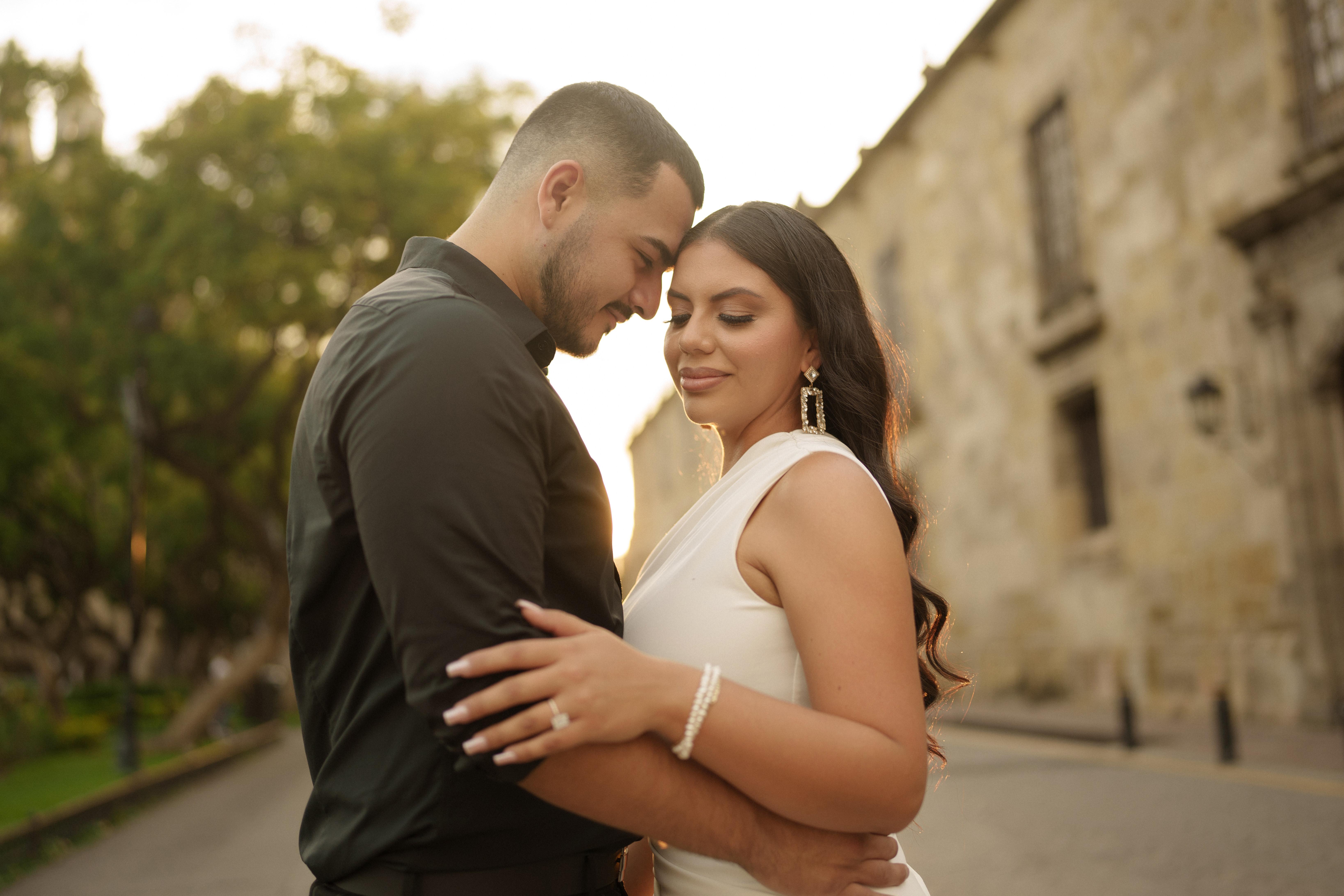 The Wedding Website of Alex Esquivel and Darcie Vargas