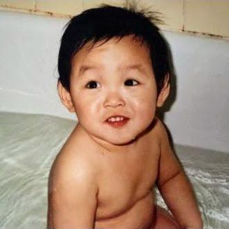 Splish, splash [baby Colin] was takin' a bath!