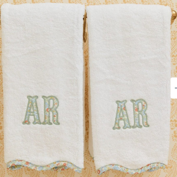 Weezie Signature Monogram Hand Towels