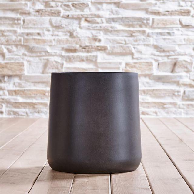 Saabira Fiberstone 15.5" Tall Planter