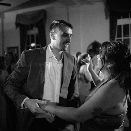 Kolby & Sara dancing at her best friend MOH Stacey’a wedding!
