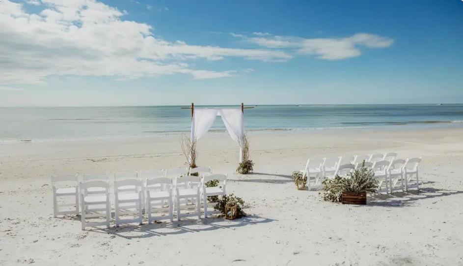 The Wedding Website of Claire Garcia and Brandon Moore