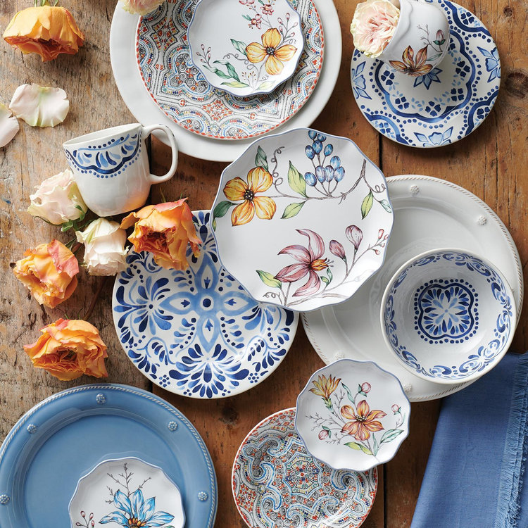 ローヤルアルベト食器セットcaroline Caroline Maté and Ralph Conserva's Wedding Registry on Zola