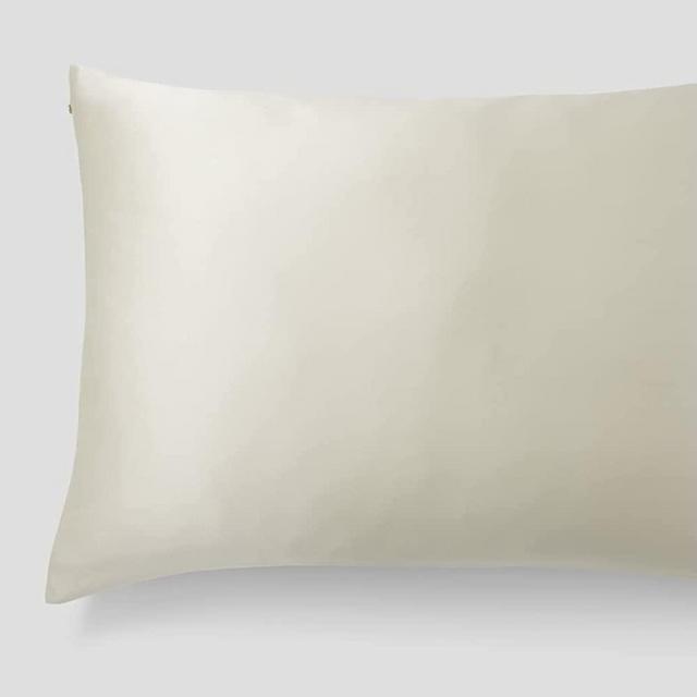Casper Sleep Silk Pillowcase, Oatmilk, Standard