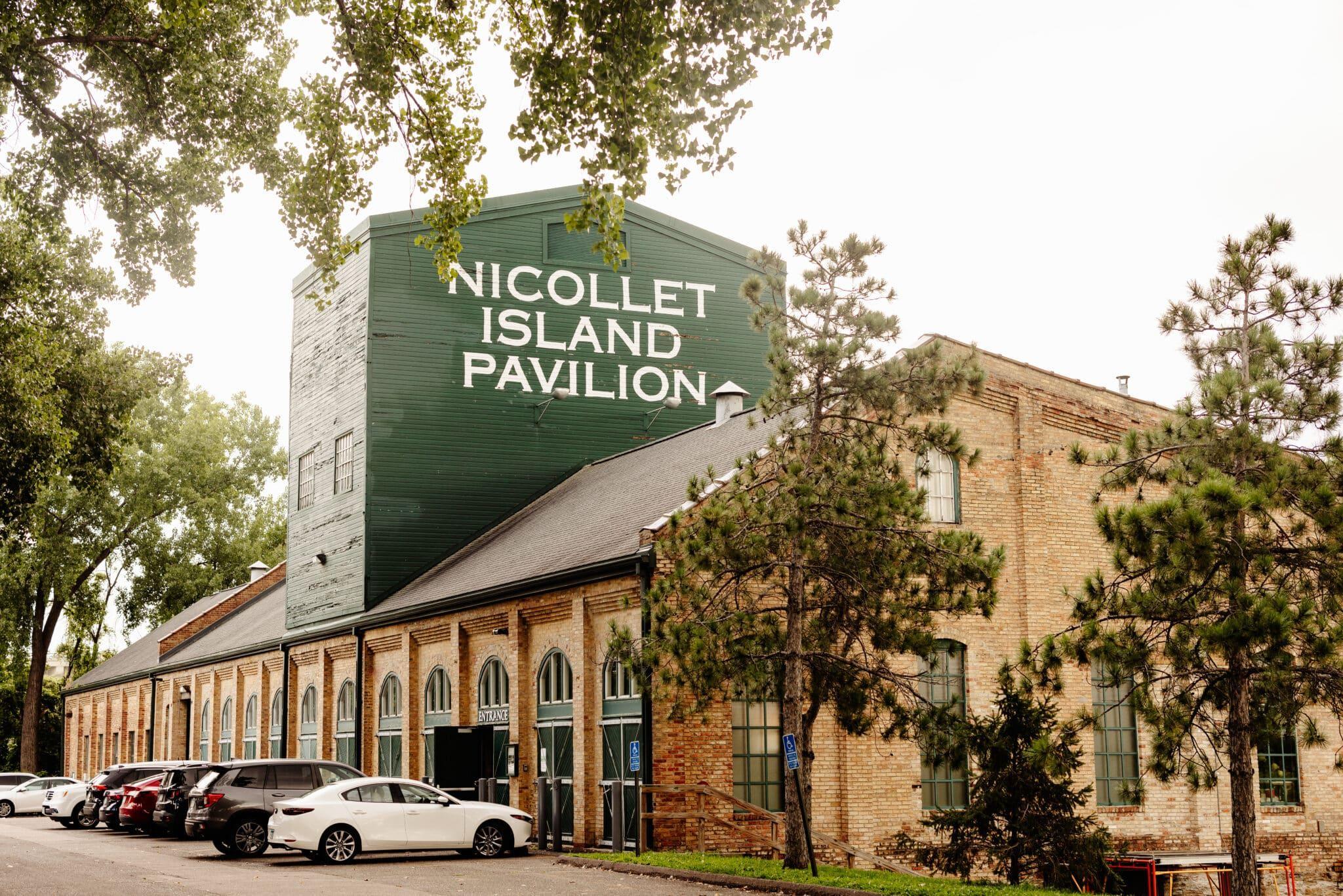 The Wedding Website of Leizl Chavez and Frankie Jordan