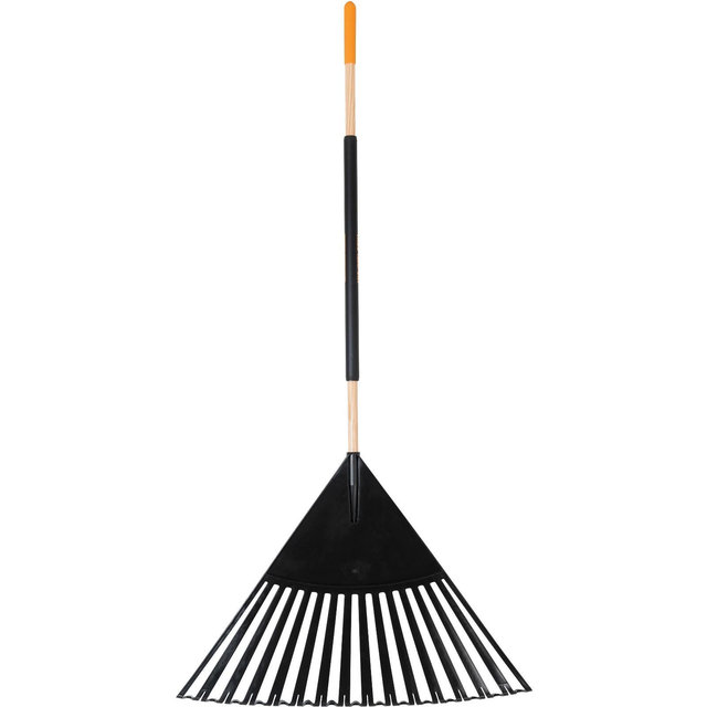 48 in. Hardwood/Steel Handle Leaf Rake with 30 in. W Clog-Free Tines for Leaves, Grass, Twigs, Pine Needles and More - True Temper