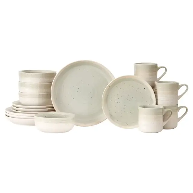 Baum Hearth 16-Piece Dinnerware Set in Seafoam