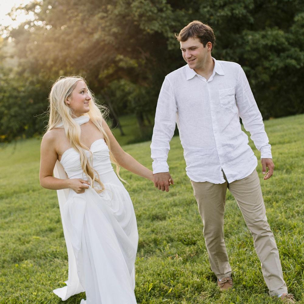 Welcome to The Loft at Walnut Hill | Southern Indiana Wedding Venue, image size:1000x1000