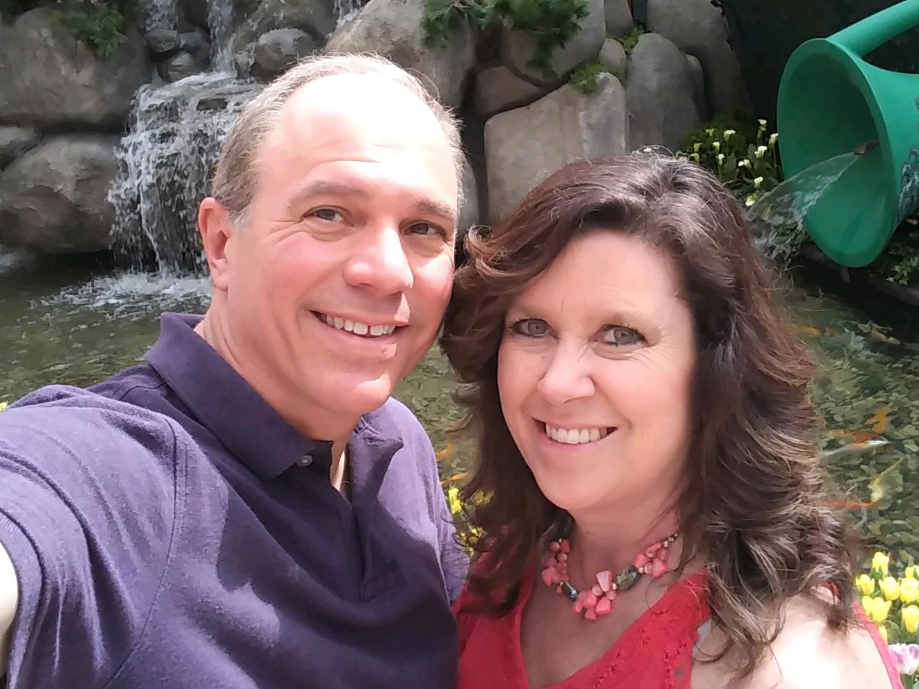 The Wedding Website of Julie Mallas and Jeff Bonner