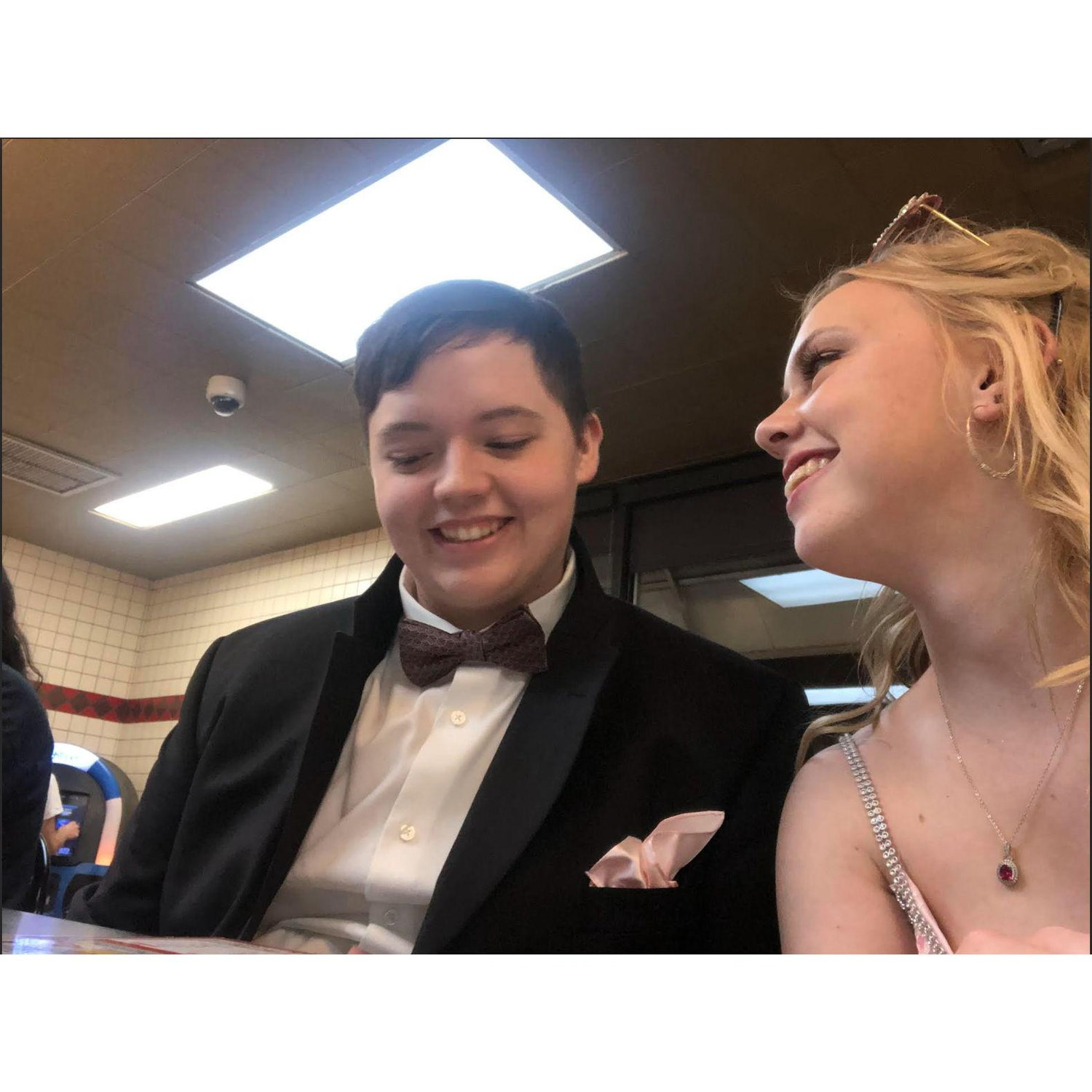 After prom waffle house date night
