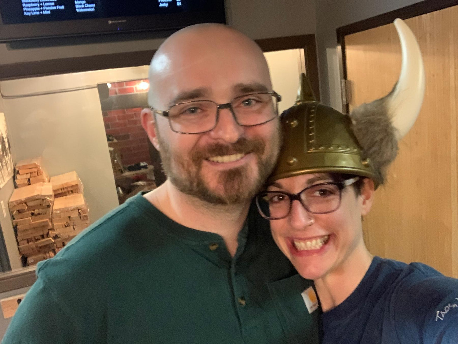Our first public date 10/2021 - axe throwing with the PT crew