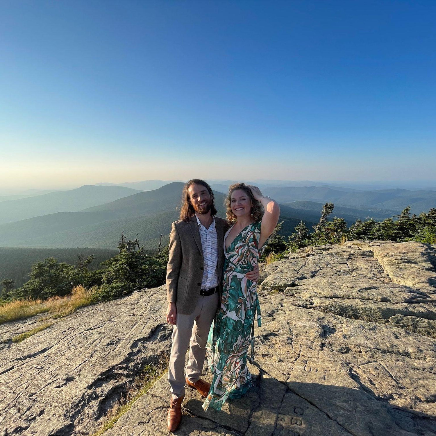 This insane backdrop was at Isolde & Dave's wedding in Killington, VT. 10/10!