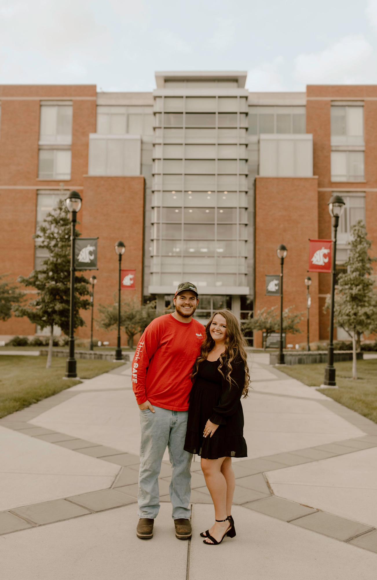 October 2022🤍
Hunter has supported Courtney every step of the way through her nursing school journey!