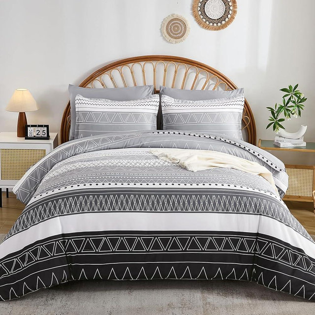 WONGS BEDDING Queen Comforter Set 7 Pieces, Boho Grey White Geometric Striped Comforter for Queen Bed in a Bag, Soft Microfiber Bedding Set with Pillowcases, Flat Sheet, Fitted Sheet, Pillow Shams