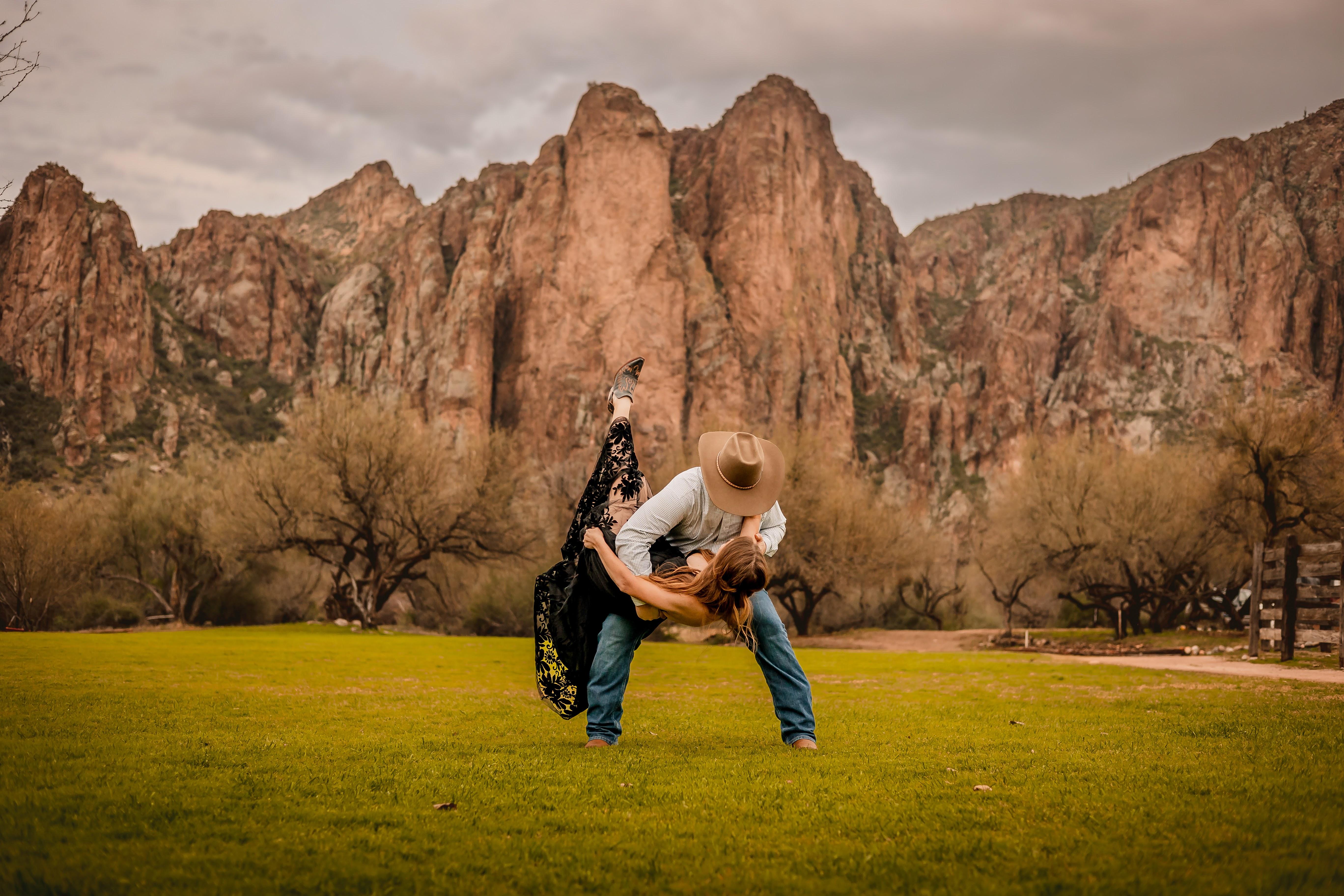 The Wedding Website of Bailey Yohn and Troy Collins