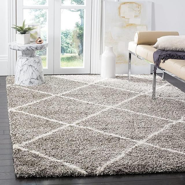 Safavieh Hudson Shag Collection SGH281B Diamond Trellis 2-inch Thick Area Rug, 5' 1" x 7' 6", Grey/Ivory