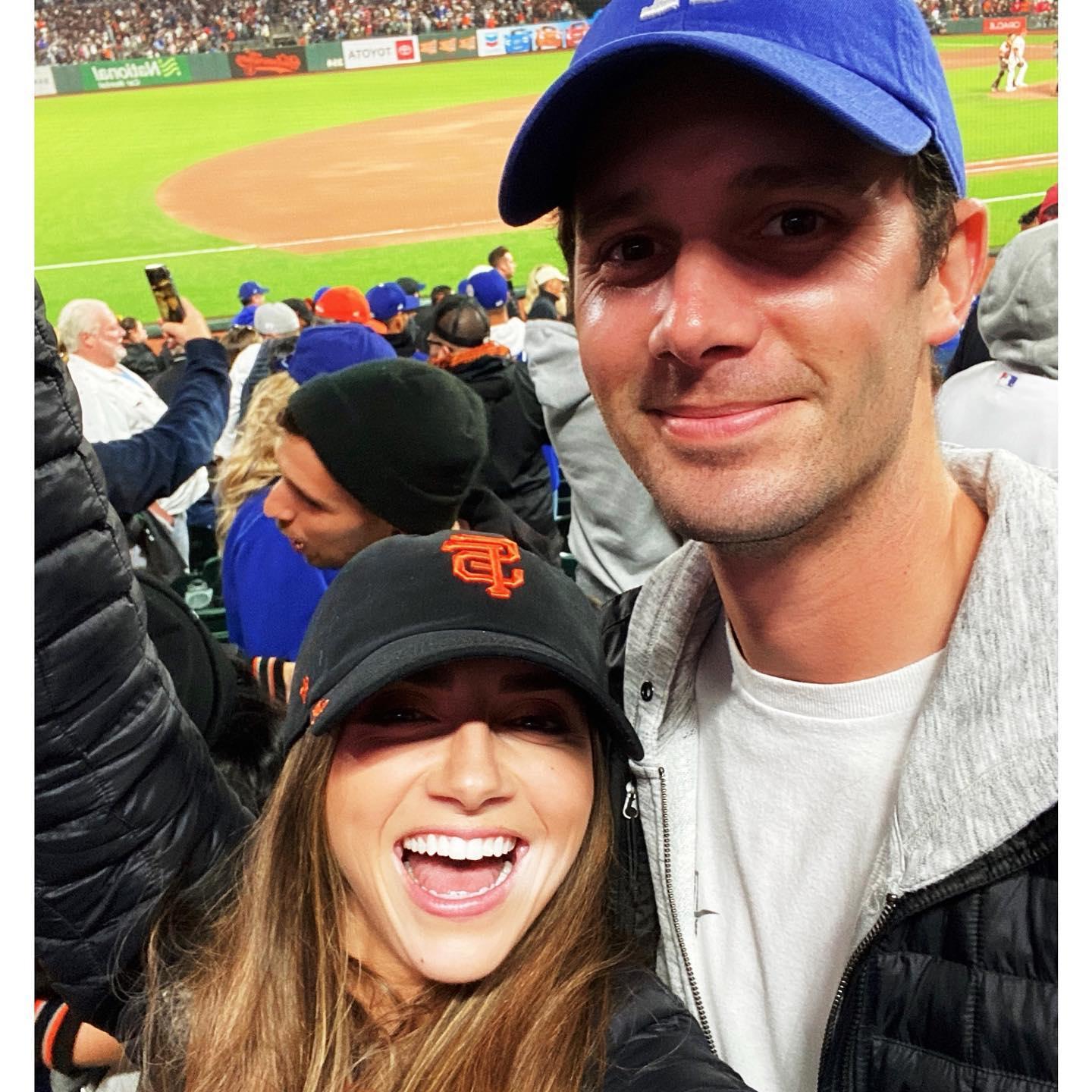 Giants > Dodgers