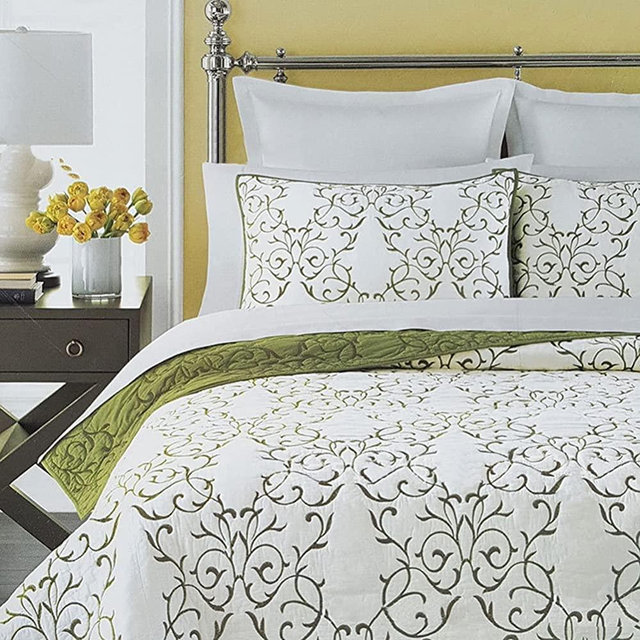 Reversible 100% Cotton 3-Piece Green Embroidery Pattern Elegant Quilt Set with Embroidered Decorative Shams Soft Bedspread&Coverlet Set-King Size