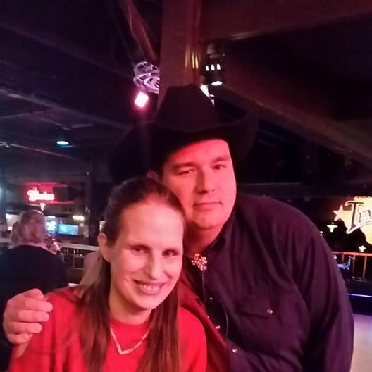 Joe surprised Deanna at Billy Bobs.