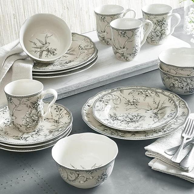 222 Fifth Adelaide 16-Piece Porcelain Dinnerware Set with Round Plates, Bowls, and Mugs, Antique White