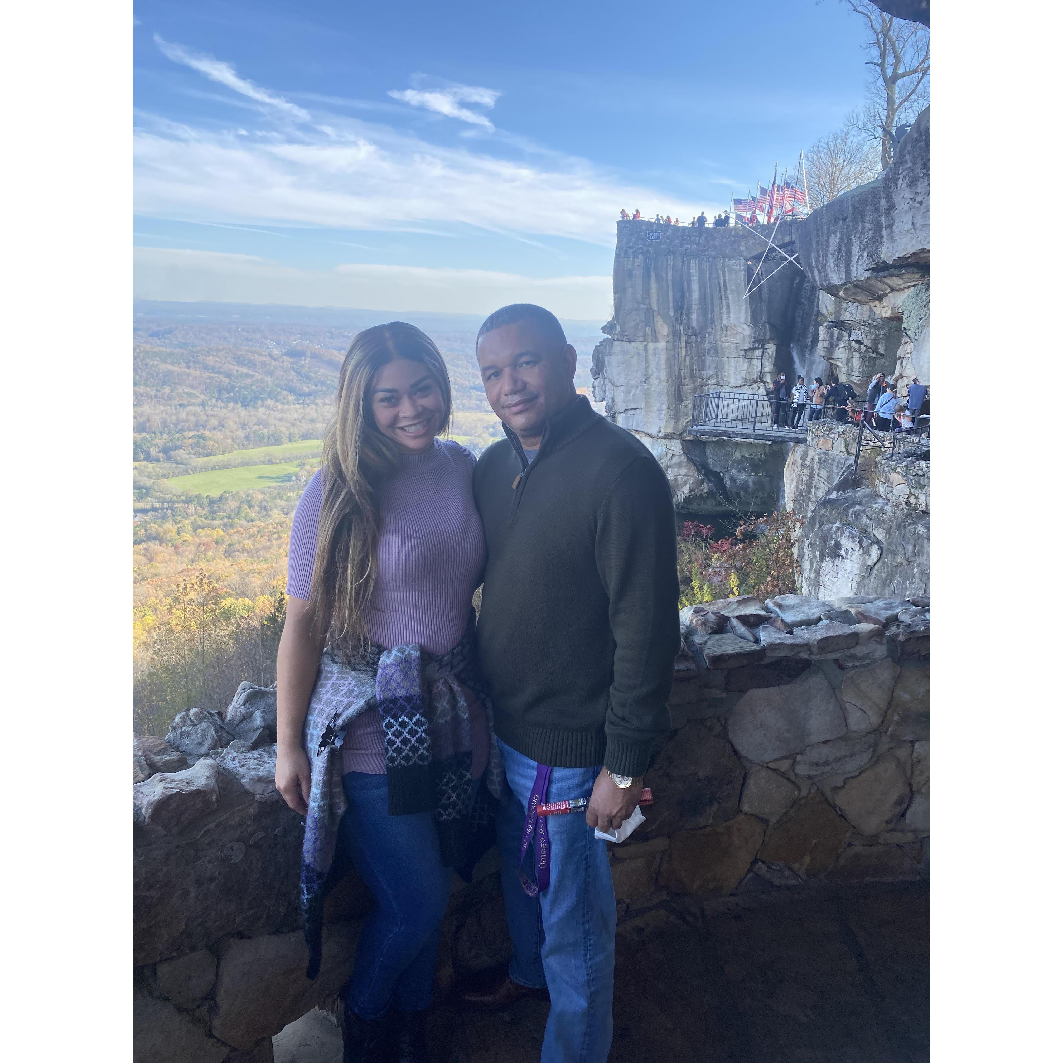 Rock city
Chattanooga Tn